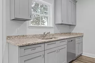 205 Bagley Ave, Hinesville, GA 31313 - Photo 8