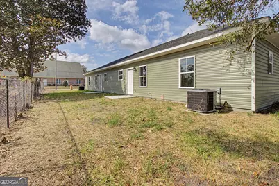 205 Bagley Avenue, Hinesville, GA 31313 - Photo 24