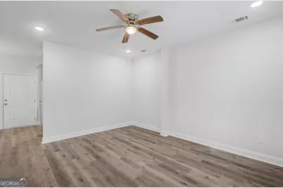 205 Bagley Avenue, Hinesville, GA 31313 - Photo 2