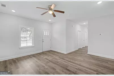 205 Bagley Avenue, Hinesville, GA 31313 - Photo 4