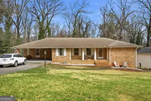 552 Ben Ct SW, Lilburn, GA 30047 - Photo 24