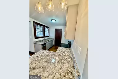 984 Woodbourne Drive SW, Atlanta, GA 30310 - Photo 4