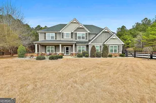 1907 Standing Rock Rd, Senoia, GA 30276 - Photo 1