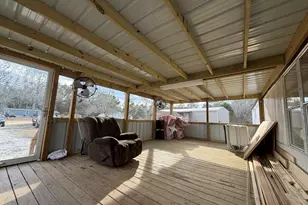 210 Chickadee Cir, Jesup, GA 31545 - Photo 4