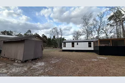 210 Chickadee Circle, Jesup, GA 31545 - Photo 16