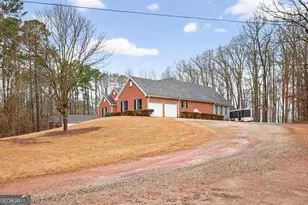 1194 Foster Rd, Statham, GA 30666 - Photo 2