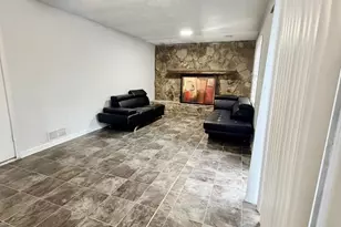 975 Daisy Ct, Lawrenceville, GA 30044 - Photo 8