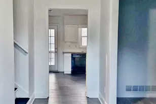 975 Daisy Ct, Lawrenceville, GA 30044 - Photo 2