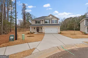 218 Laney Dr, Carrollton, GA 30117 - Photo 2