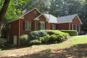 105 Berry Ct, McDonough, GA 30252 - Photo 2