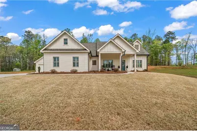214 Oakwood Drive, Commerce, GA 30529 - Photo 1
