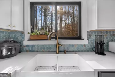 5802 Bay Pointe Sound NW, Acworth, GA 30101 - Photo 4