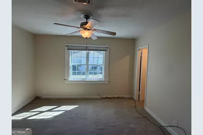 207 Eaker Drive, Warner Robins, GA 31088 - Photo 4