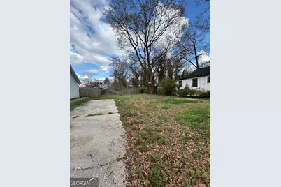 583 Woodlawn Avenue NW, Atlanta, GA 30318 - Photo 4