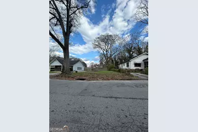 583 Woodlawn Avenue NW, Atlanta, GA 30318 - Photo 2