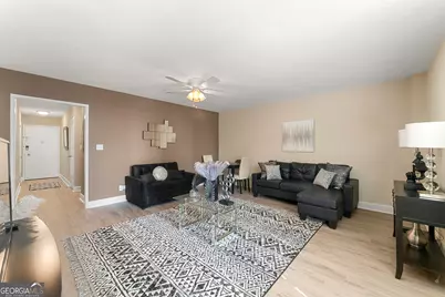 300 W Peachtree St 17 J, Atlanta, GA 30332 - Photo 4