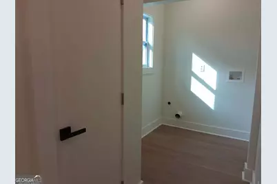 24 Sims Street, Barnesville, GA 30204 - Photo 20