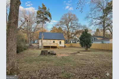 24 Sims Street, Barnesville, GA 30204 - Photo 6