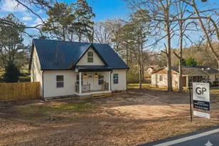 24 Sims St, Barnesville, GA 30204 - Photo 1