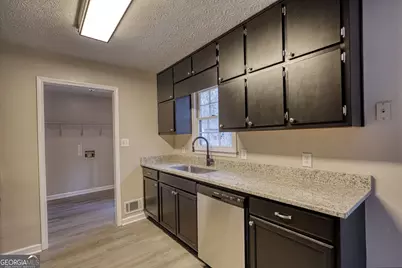 330 Pleasant Valley Road, McDonough, GA 30253 - Photo 10