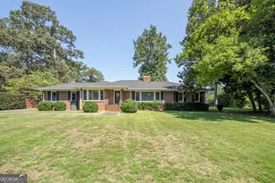112 College Cir, Cedartown, GA 30125 - Photo 1