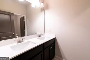 5645 Pleasant Woods Dr, Flowery Branch, GA 30542 - Photo 34