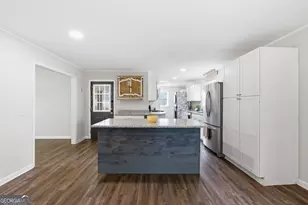 164 Robinhood Dr, Clarkesville, GA 30523 - Photo 12