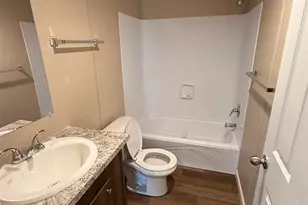 103 Skyland Dr E, Locust Grove, GA 30248 - Photo 10