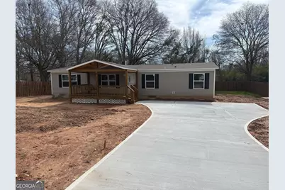 103 Skyland Drive E, Locust Grove, GA 30248 - Photo 2