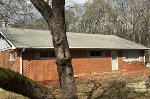 128 Habersham Dr, Athens, GA 30606 - Photo 2