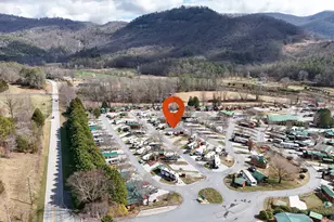 46 Holiday Rambler Ln, Dillard, GA 30537 - Photo 1