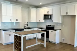 130 W Hall St, Milledgeville, GA 31061 - Photo 4