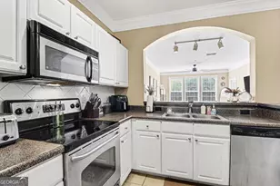 1319 Westchester Ridge NE, Atlanta, GA 30329 - Photo 16