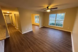 1477 Cumming Dr, Elberton, GA 30635 - Photo 4