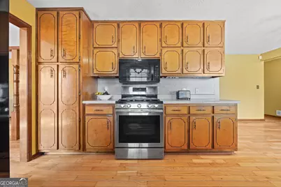 180 Oak Leaf Drive, Stockbridge, GA 30281 - Photo 12