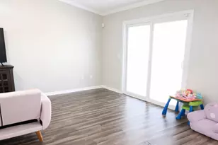 161 Crosby Dr, Hinesville, GA 31313 - Photo 4