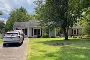 351 Meadow Trace Dr, Auburn, GA 30011 - Photo 2