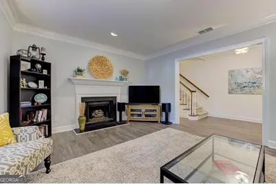 27 Mount Vernon Circle, Atlanta, GA 30338 - Photo 12