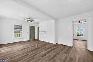 802 E Mcintosh Rd, Griffin, GA 30223 - Photo 14