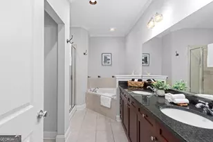 1895 Sterling Oaks Cir NE, Atlanta, GA 30319 - Photo 32