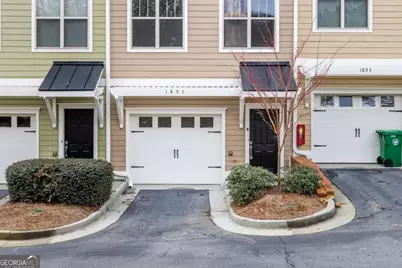 1895 Sterling Oaks Circle NE, Atlanta, GA 30319 - Photo 12