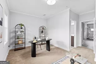 1895 Sterling Oaks Cir NE, Atlanta, GA 30319 - Photo 10