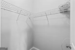 1895 Sterling Oaks Cir NE, Atlanta, GA 30319 - Photo 40