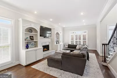 1132 Oglethorpe Avenue NE, Brookhaven, GA 30319 - Photo 10