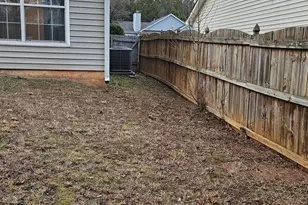 3739 Hudson Ct, Rex, GA 30273 - Photo 6