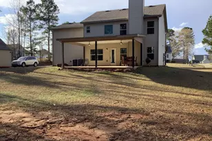 370 Emily Cir NW, Milledgeville, GA 31061 - Photo 2