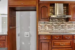 606 W Liberty St, Claxton, GA 30417 - Photo 64