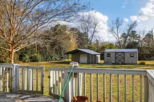 606 W Liberty St, Claxton, GA 30417 - Photo 6