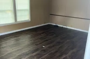 102 Cypress Lake Dr, Statesboro, GA 30458 - Photo 2