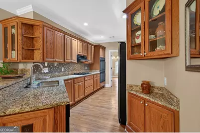 623 Walton Way, Macon, GA 31204 - Photo 14